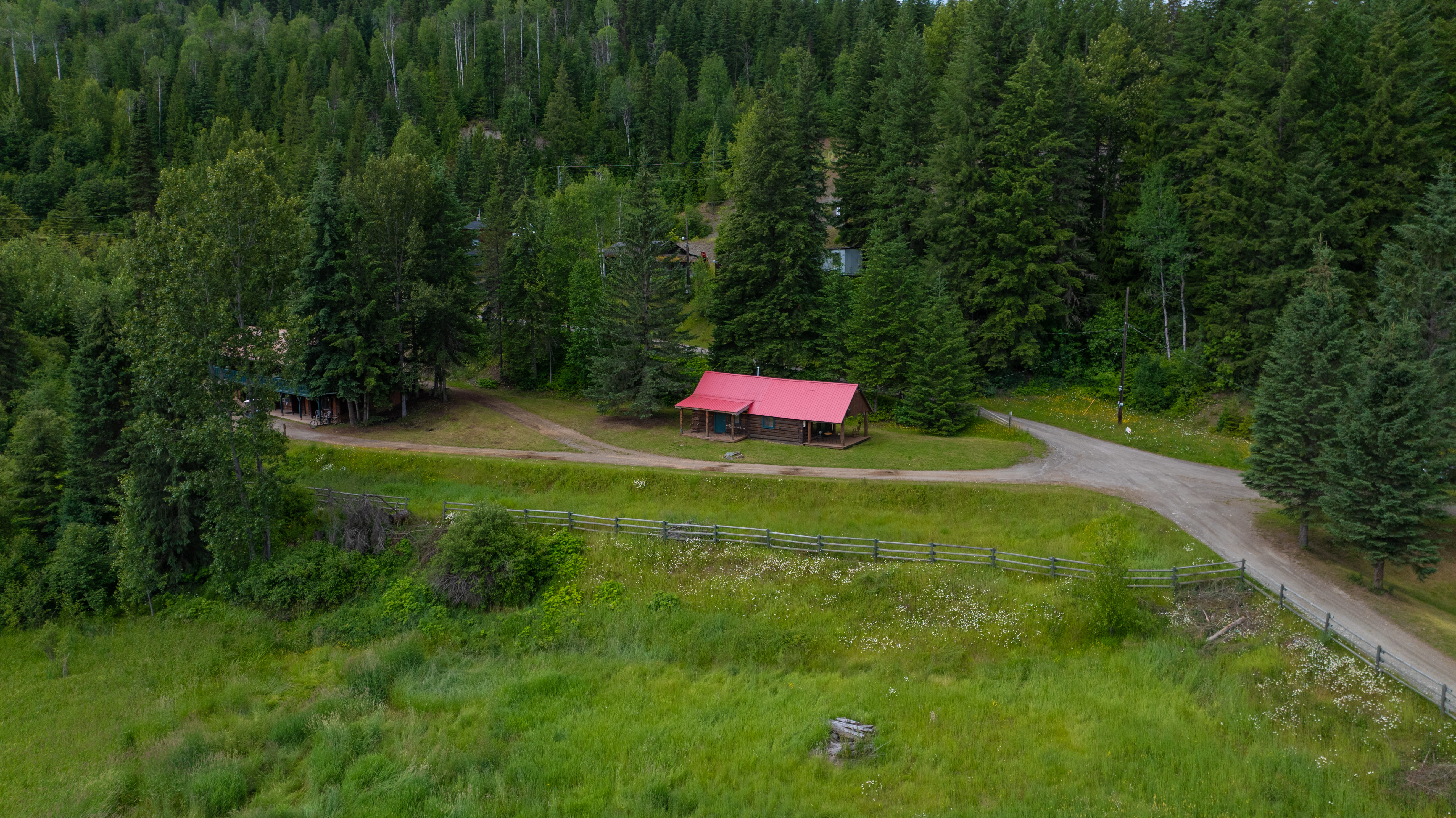 McDougal Cabin Rooms — Mountain View